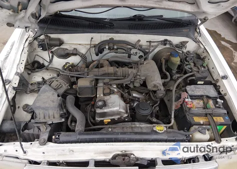 2000 Toyota Tacoma z USA, uszkodzony, nr VIN 5TEVL52N1YZ688444